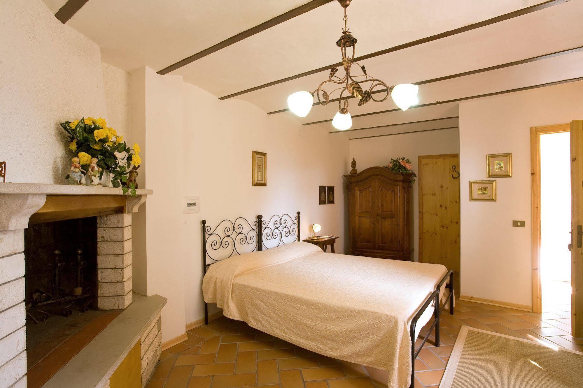 Villa Gioia Civita 파브리아노 외부 사진